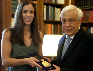 Θερμή υποδοχή του Πρ.Παυλόπουλου στην Κ.Στεφανίδη (φωτό)